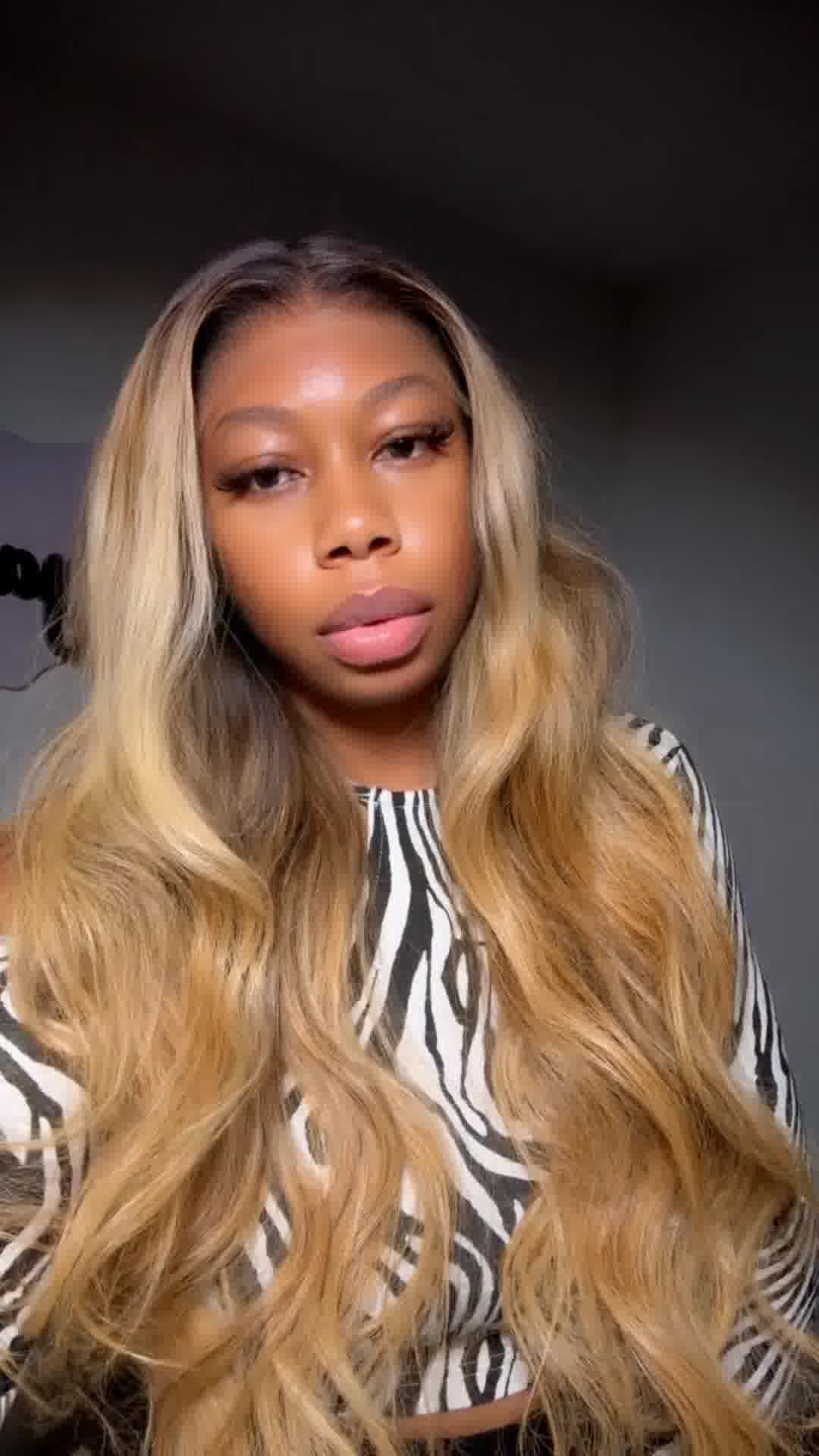 Honey Blonde HD Wig – Layered Flow with Natural Melt | 28 inches, 400g, 13x6 HD Lace